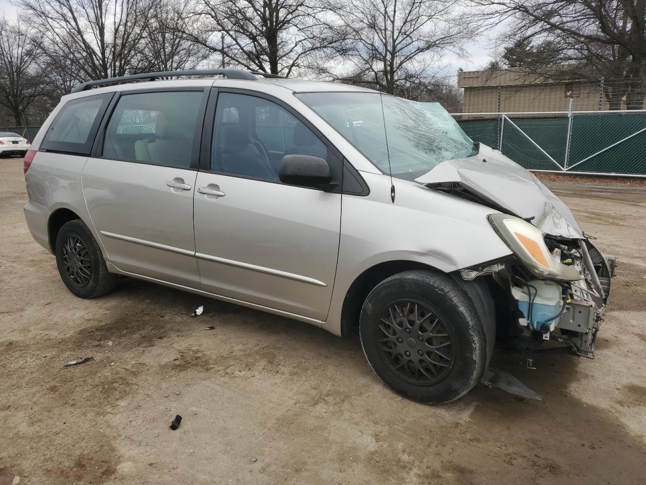 2005 Toyota Sienna - Image 4