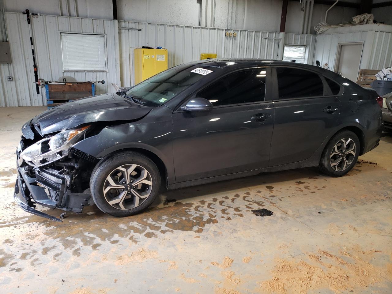 2019 Kia Forte Fe продається в Chatham, VA - Front End