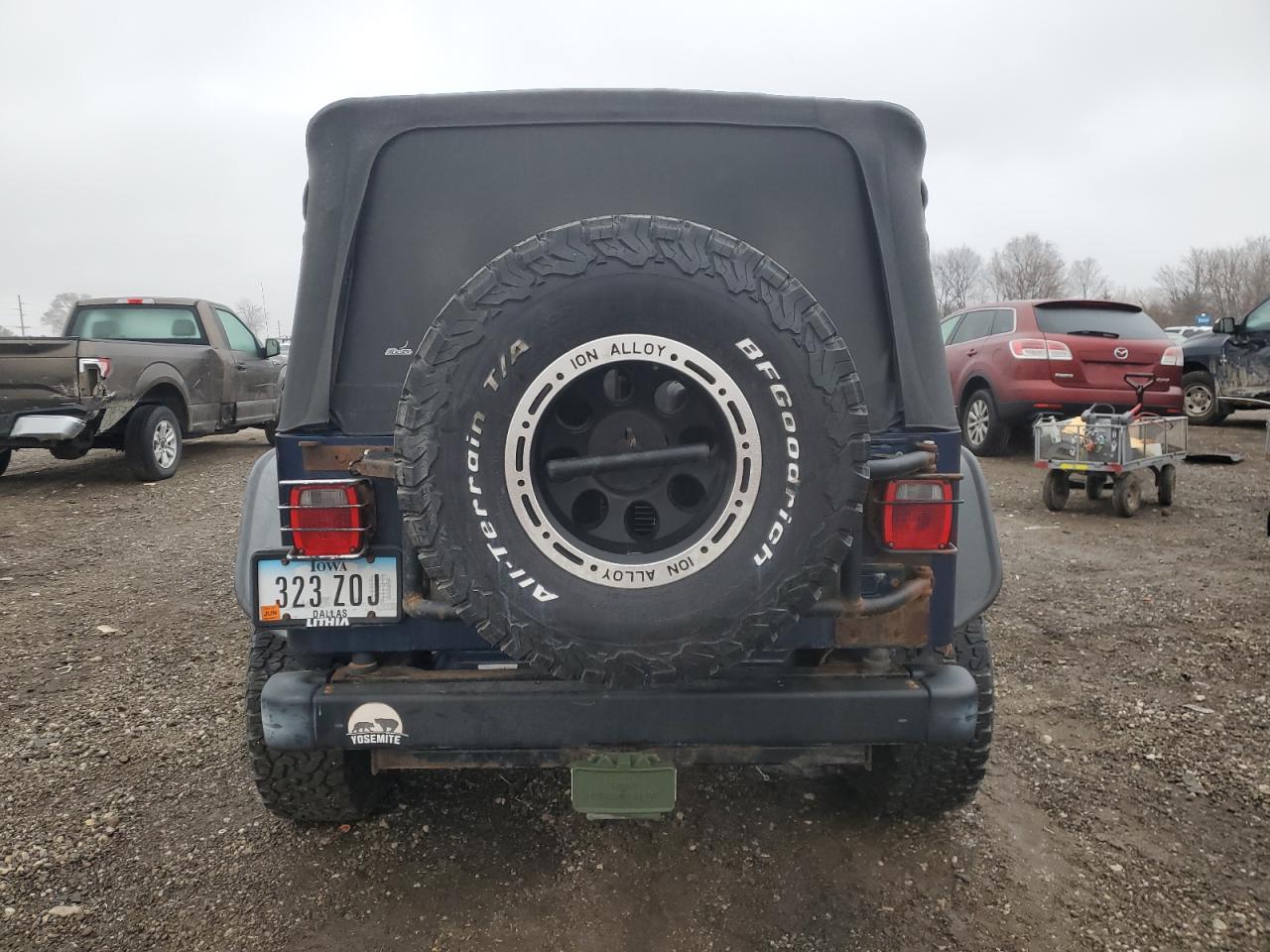2004 Jeep Wrangler - Image 6