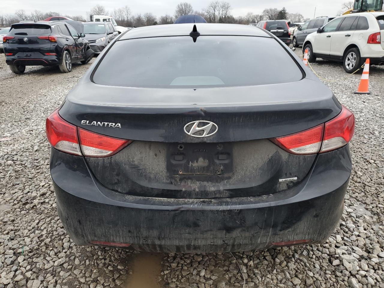 2011 Hyundai Elantra - Image 6