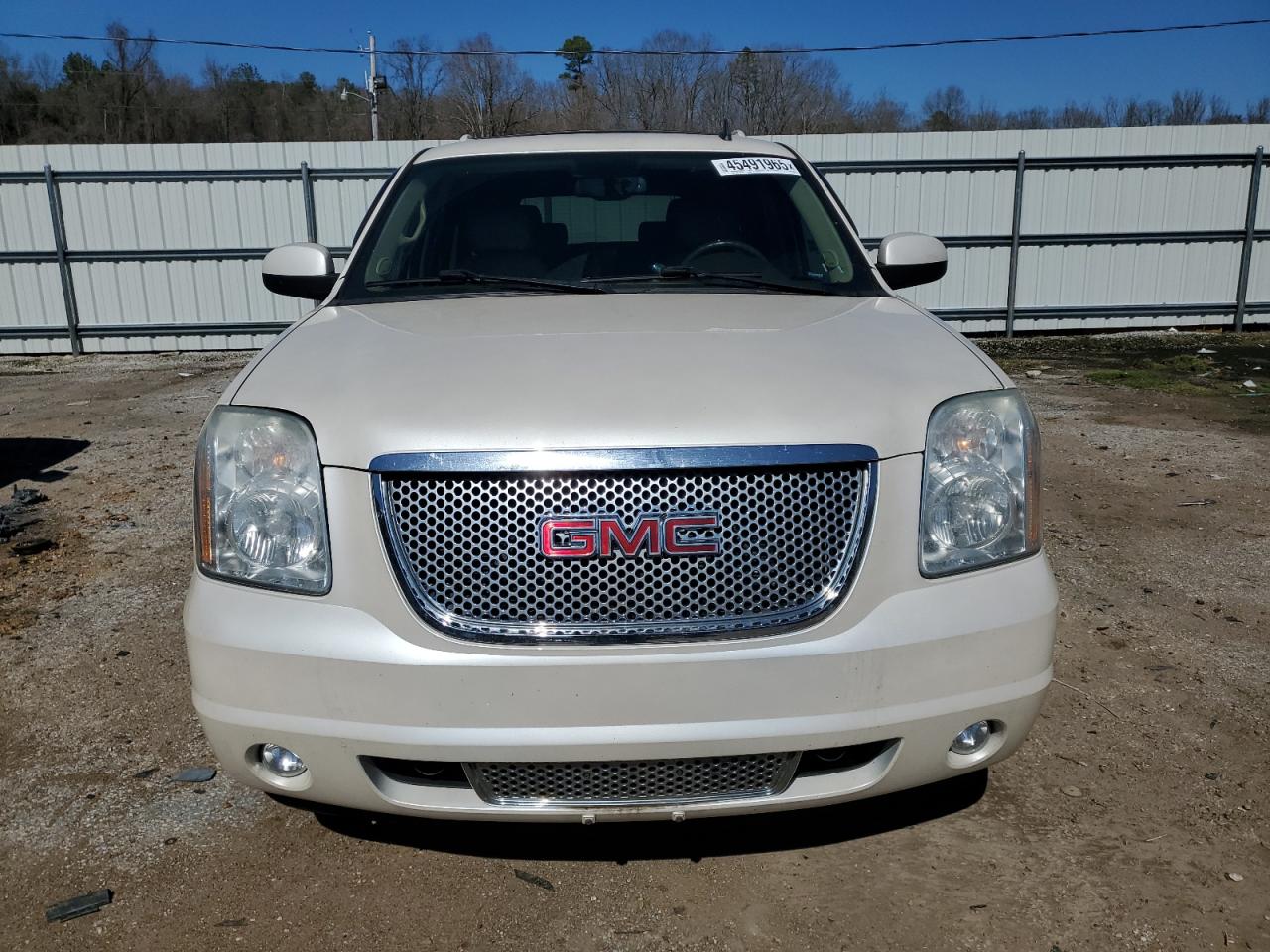 2011 GMC Yukon - Image 5