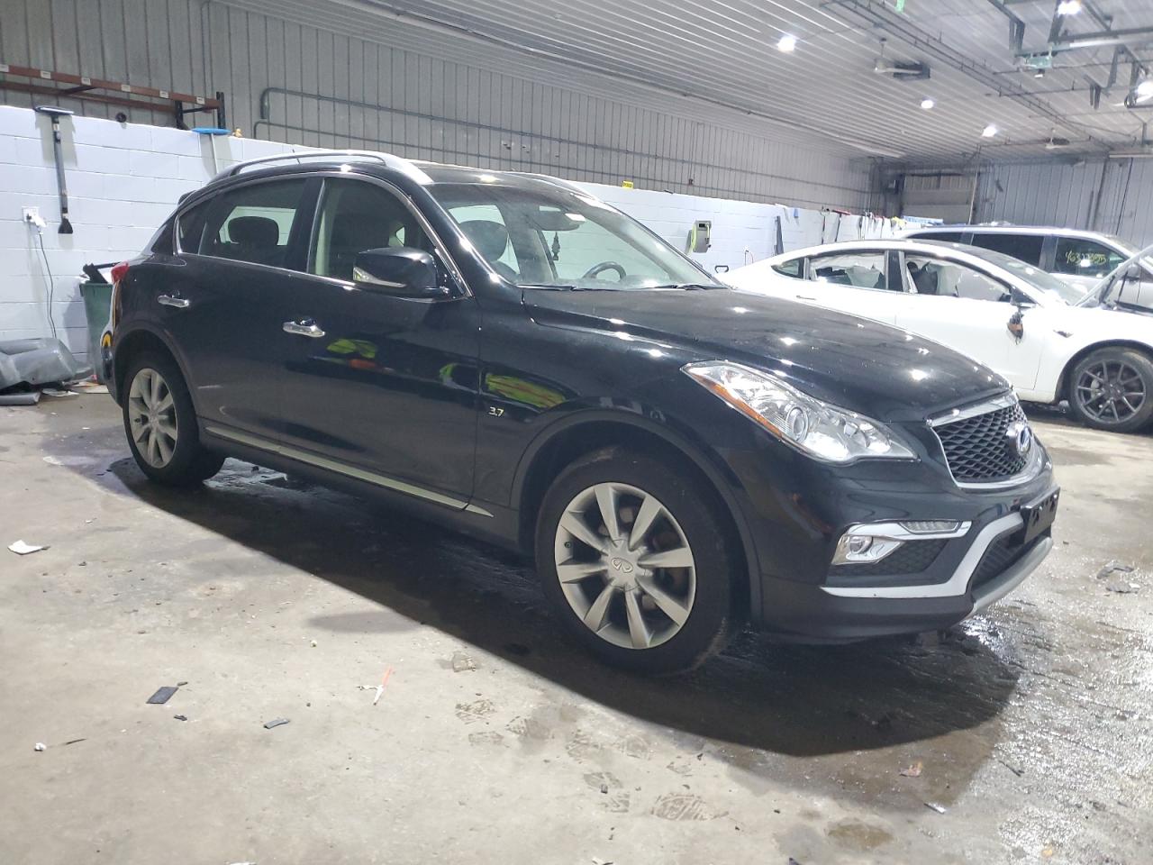 2017 Infiniti QX50 - Image 4