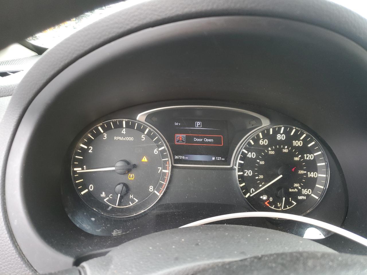 2016 Nissan Altima - Image 9