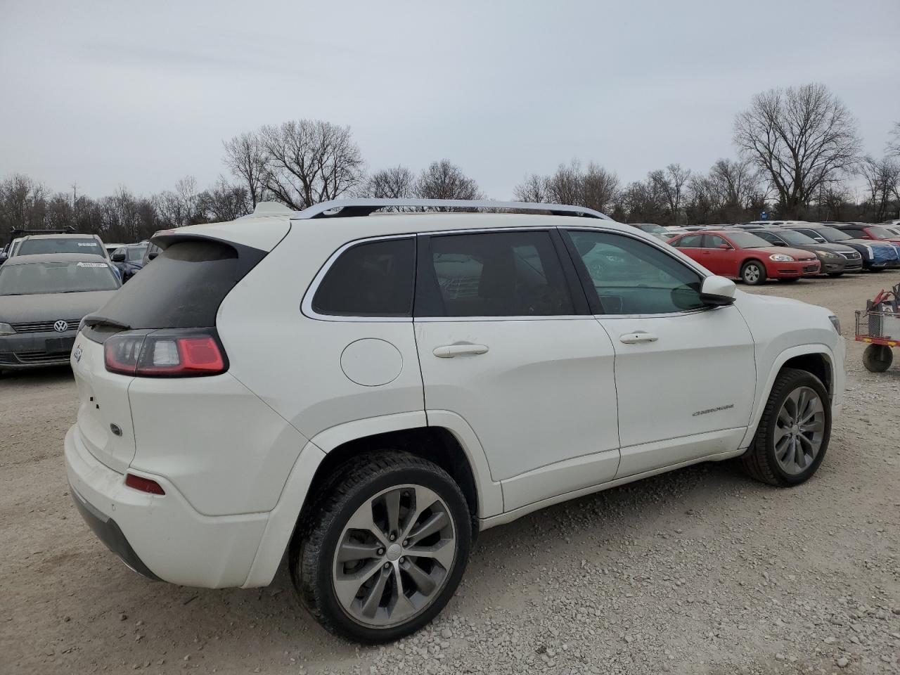 2019 Jeep Cherokee - Image 3