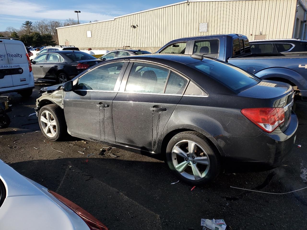 2015 Chevrolet Cruze - Image 2