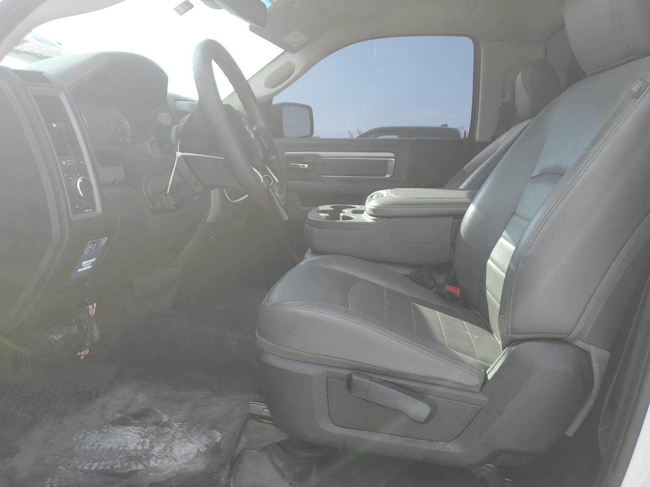 2019 RAM 1500 - Image 7