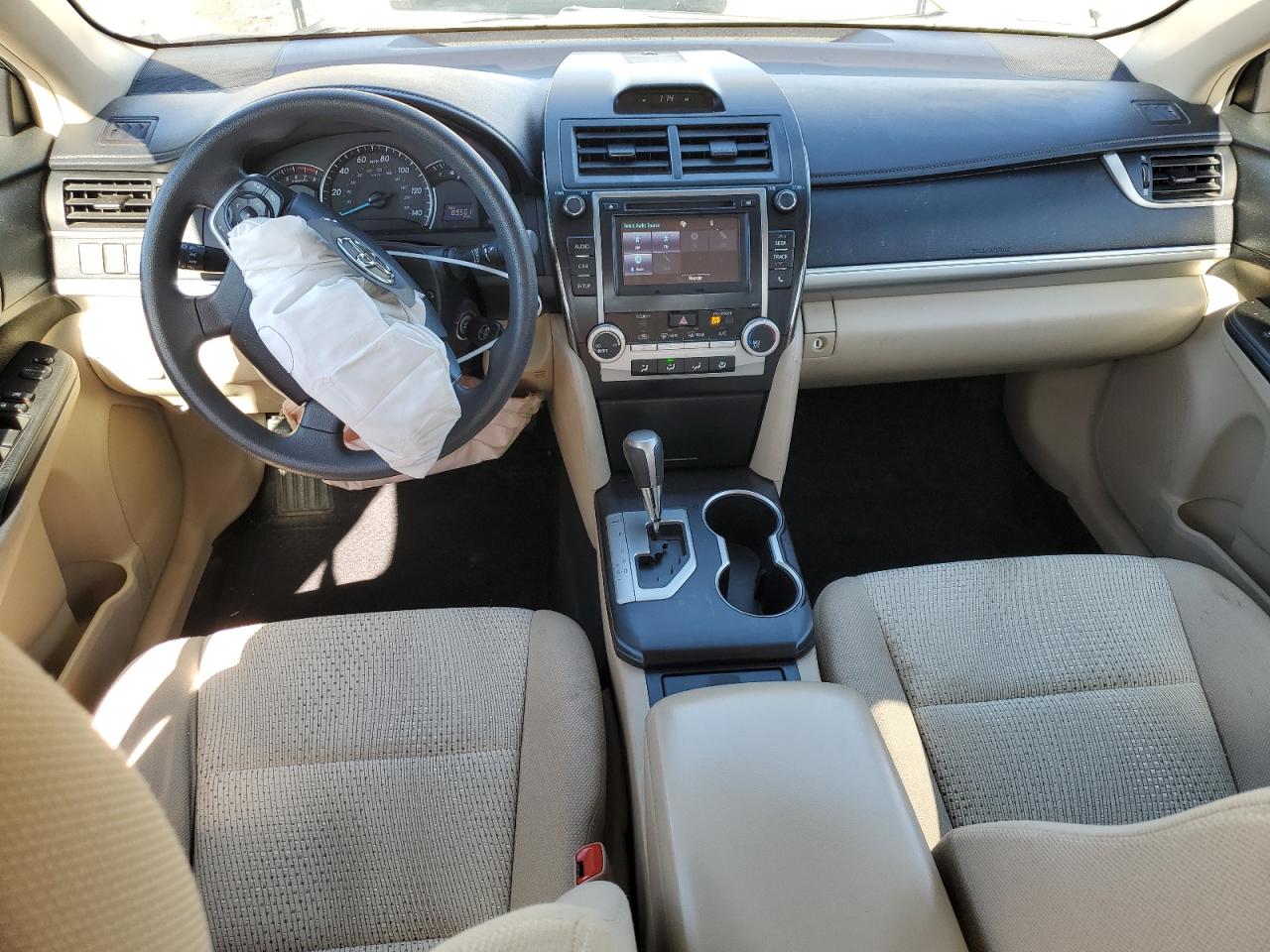 2014 Toyota Camry - Image 8