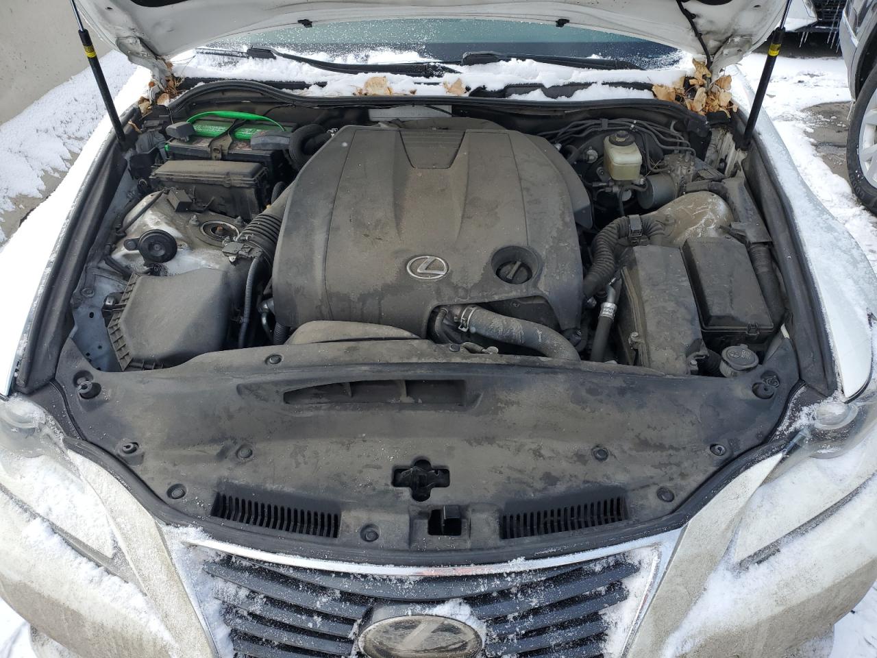 2015 Lexus IS - Image 12