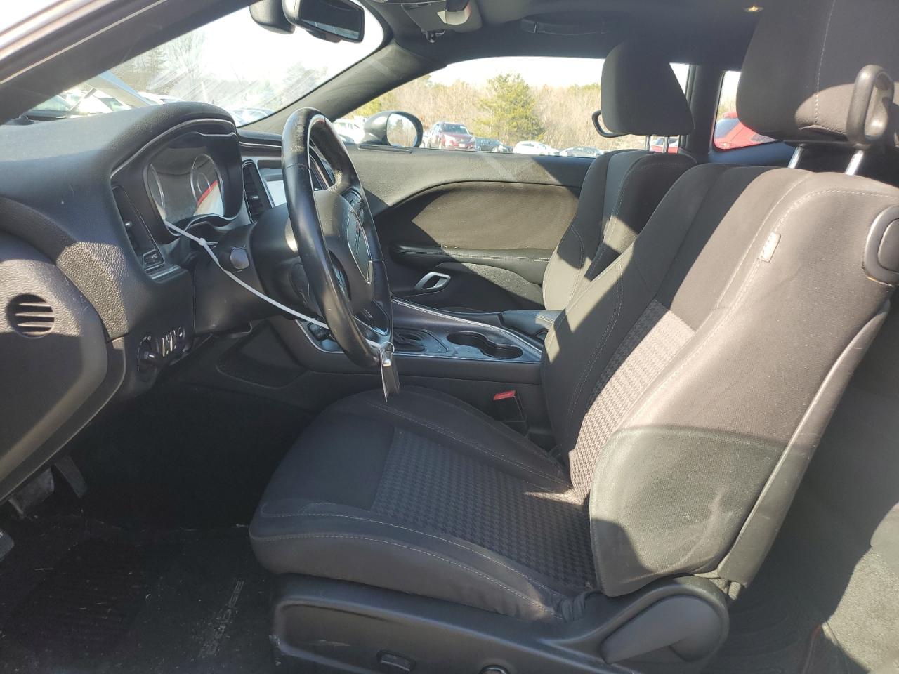 2015 Dodge Challenger - Image 7
