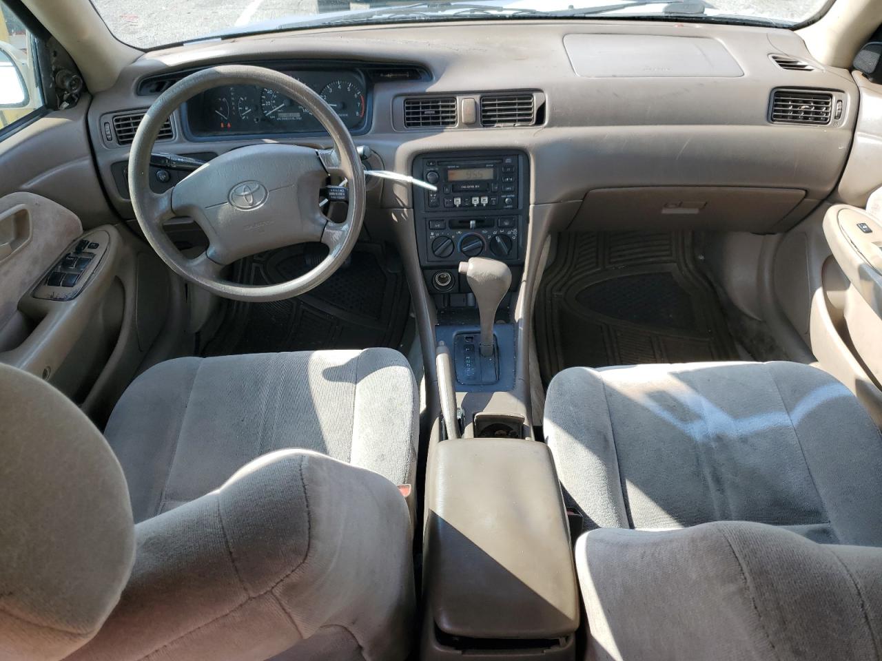 1999 Toyota Camry - Image 8