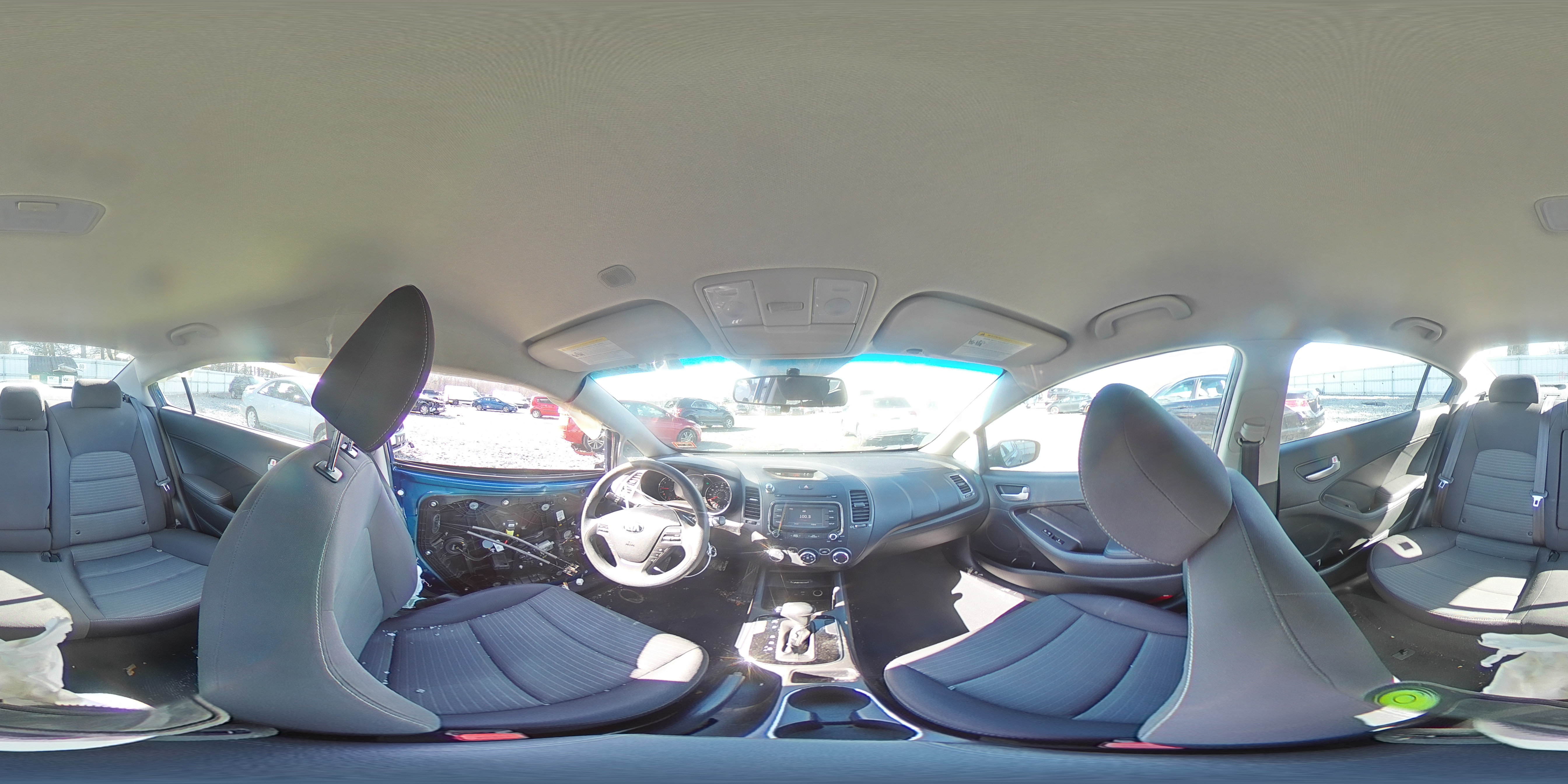 2017 Kia Forte - Image 12