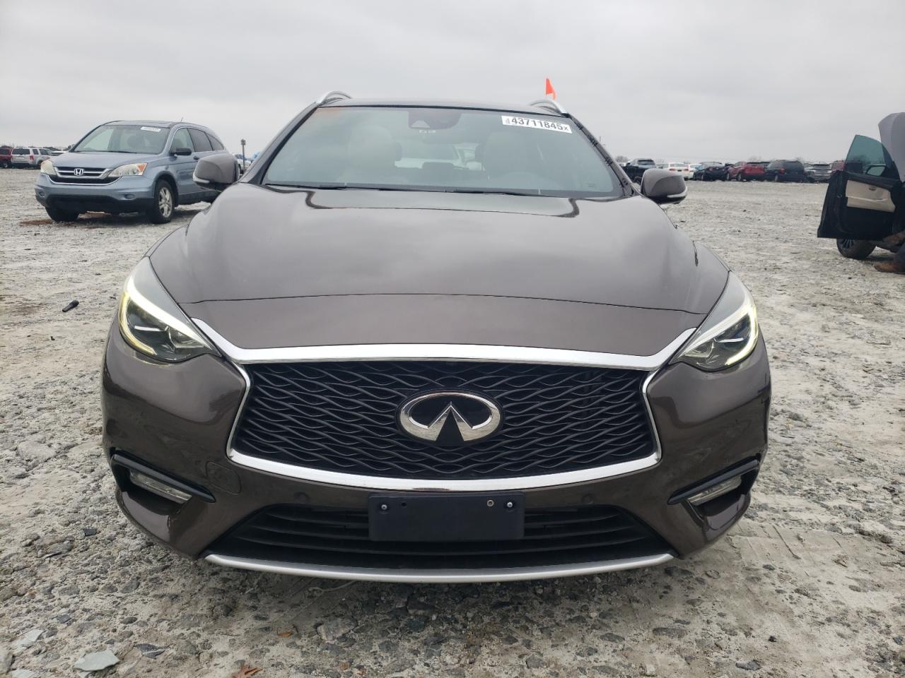 2018 Infiniti QX30 - Image 5