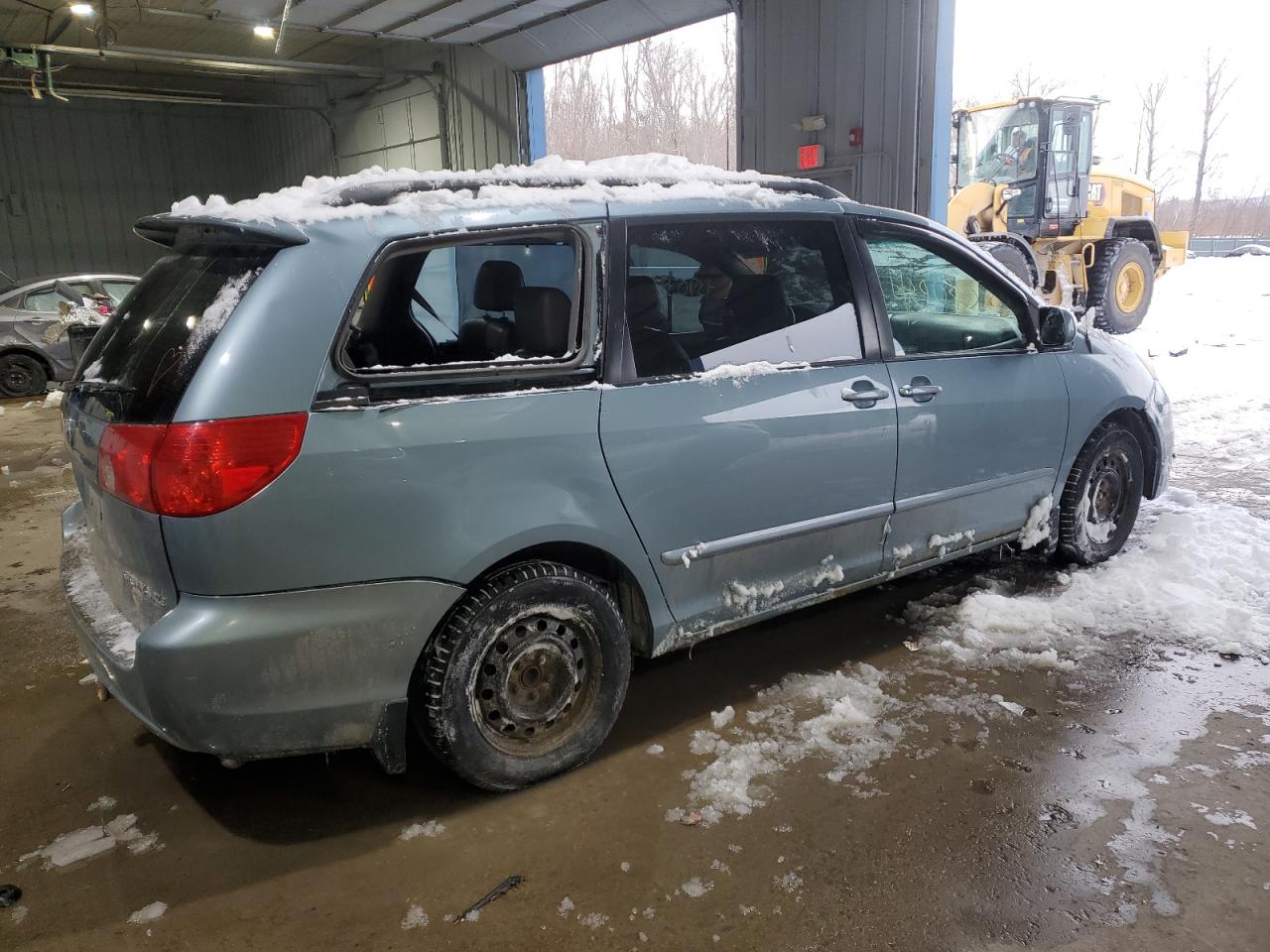 2009 Toyota Sienna - Image 3