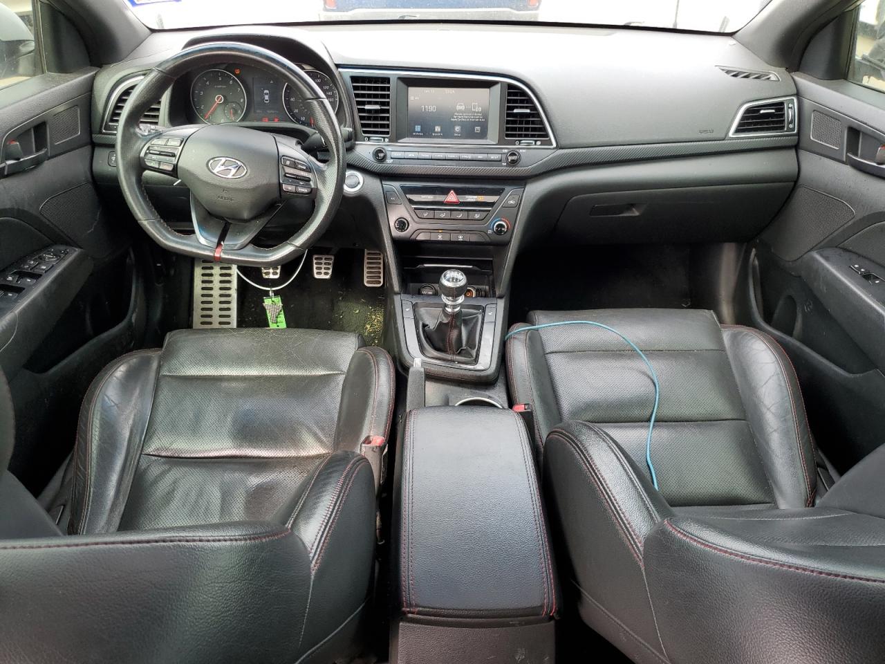 2018 Hyundai Elantra - Image 8