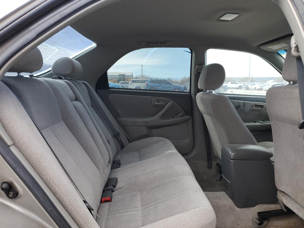 2001 Toyota Camry - Image 11