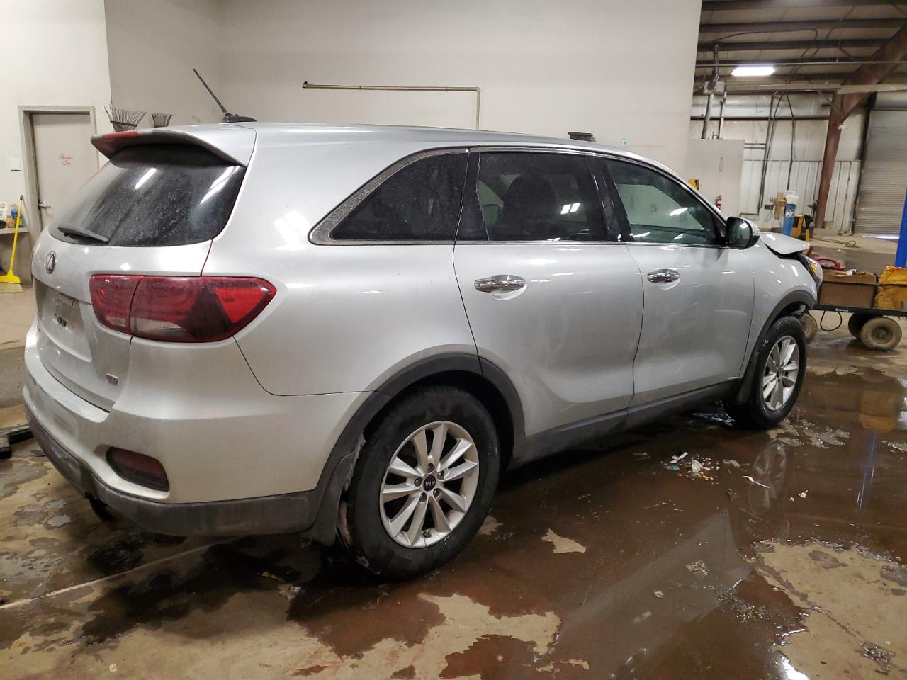 2019 Kia Sorento - Image 3