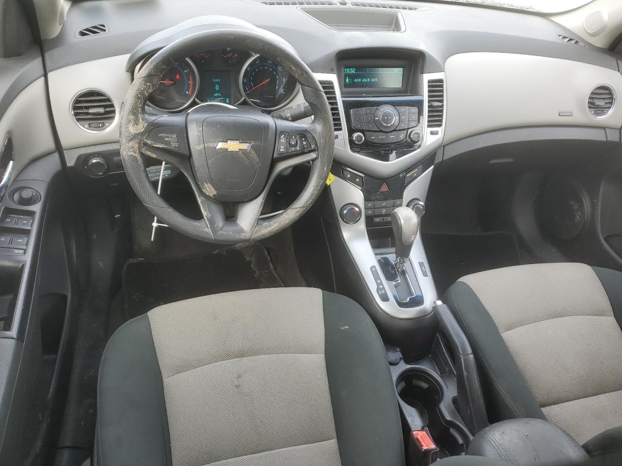 2012 Chevrolet Cruze - Image 8