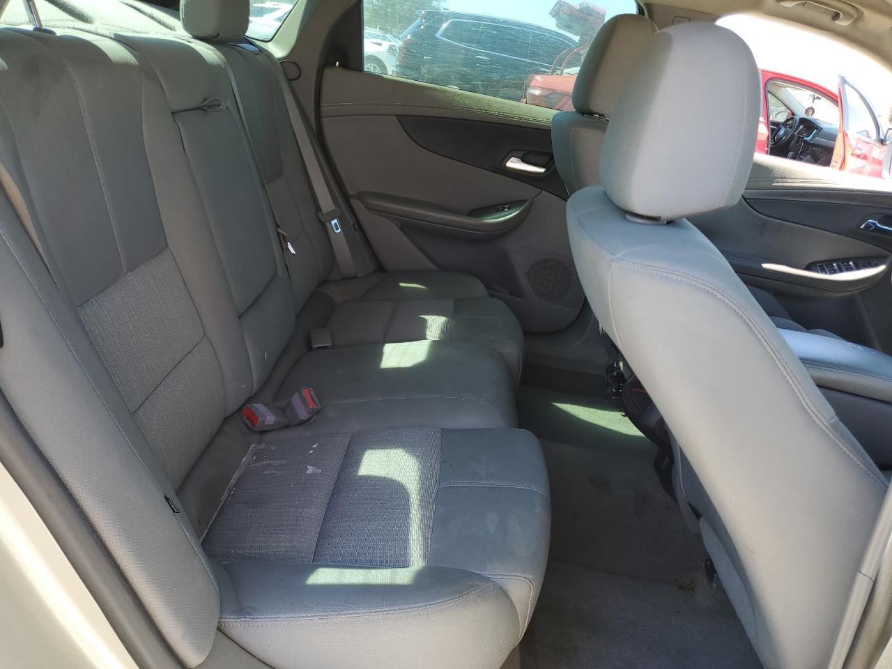 2014 Chevrolet Impala - Image 10