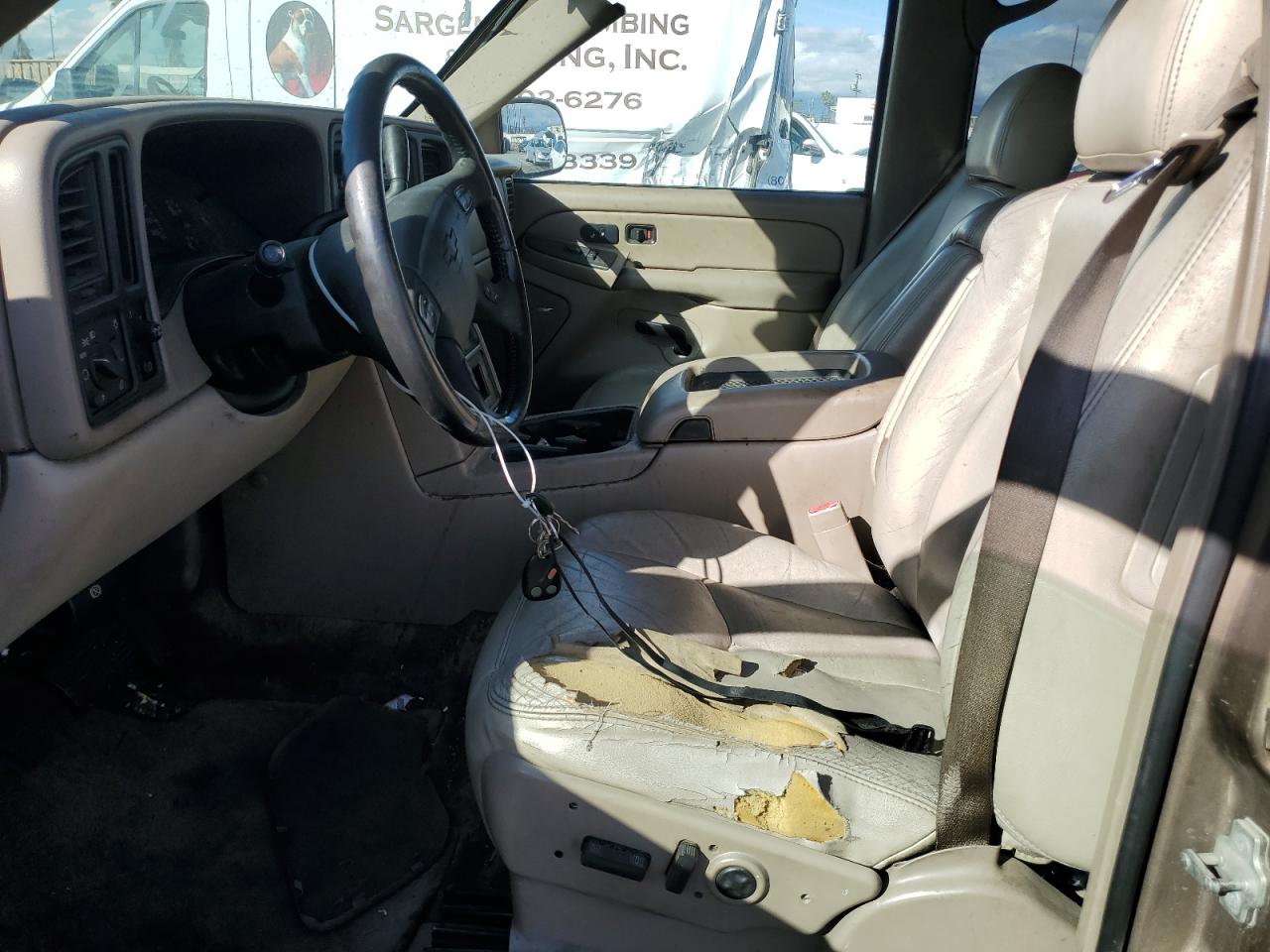 2004 Chevrolet Tahoe - Image 7