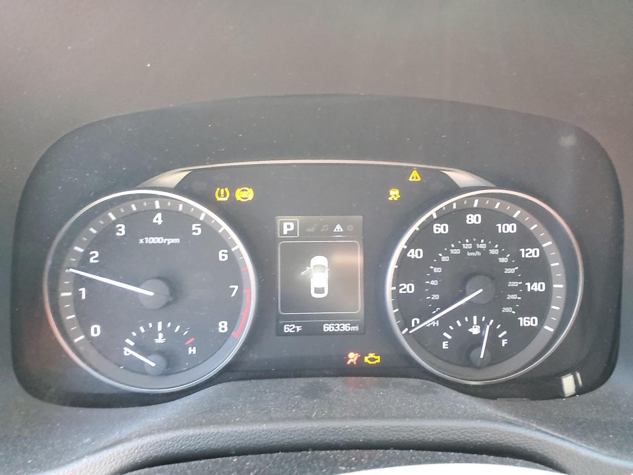 2018 Hyundai Elantra - Image 9