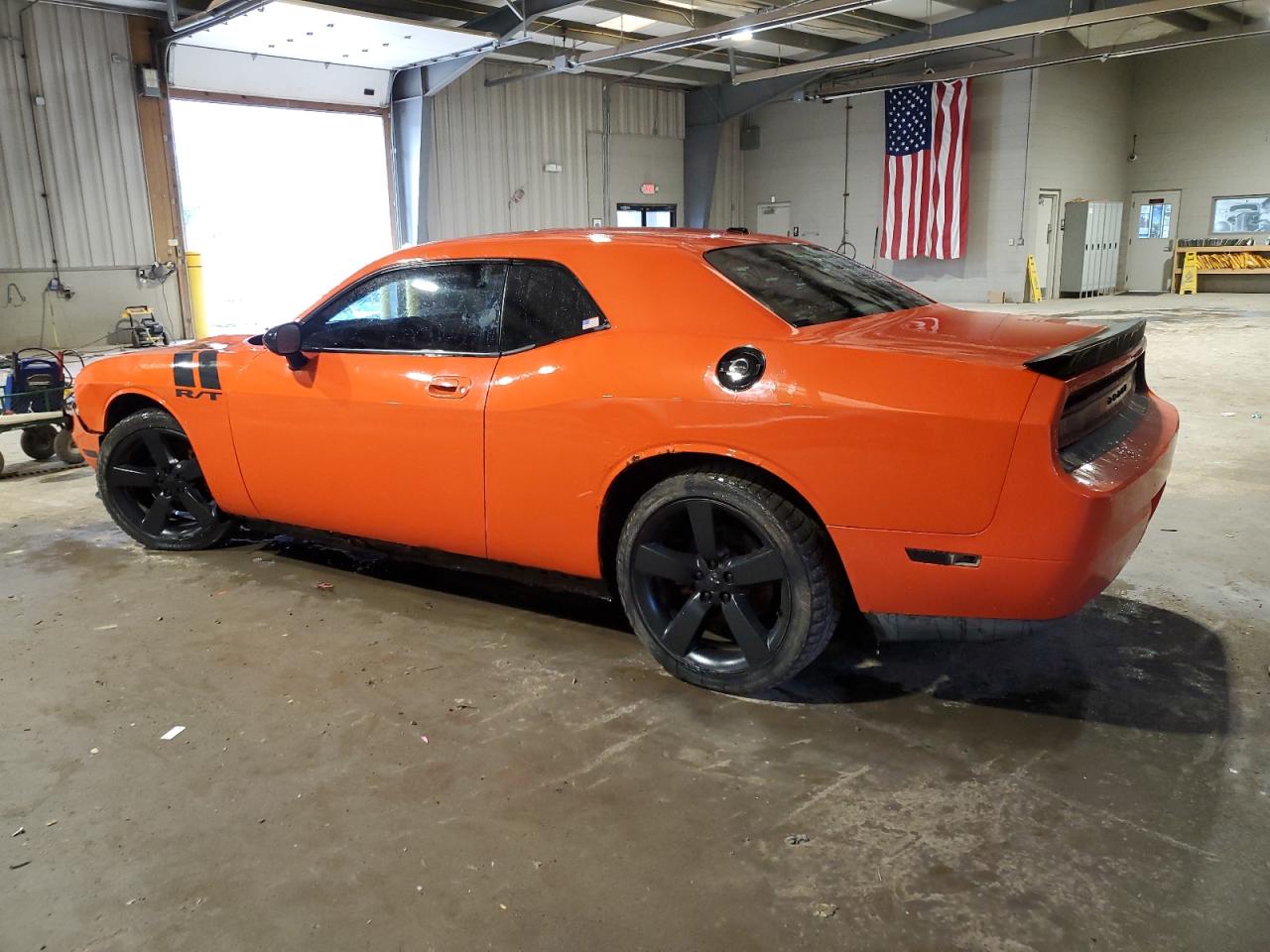 2009 Dodge Challenger - Image 2