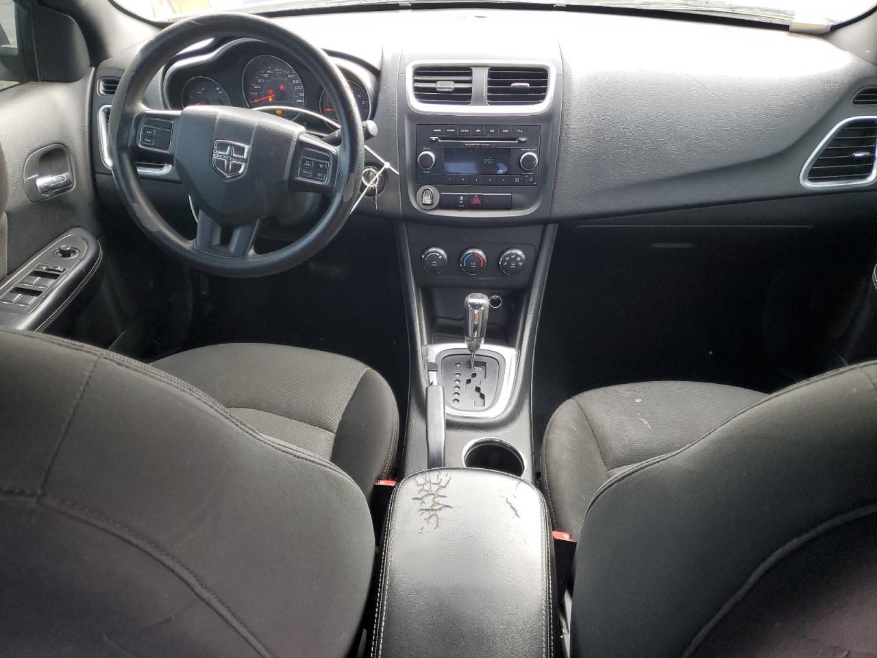 2012 Dodge Avenger - Image 8