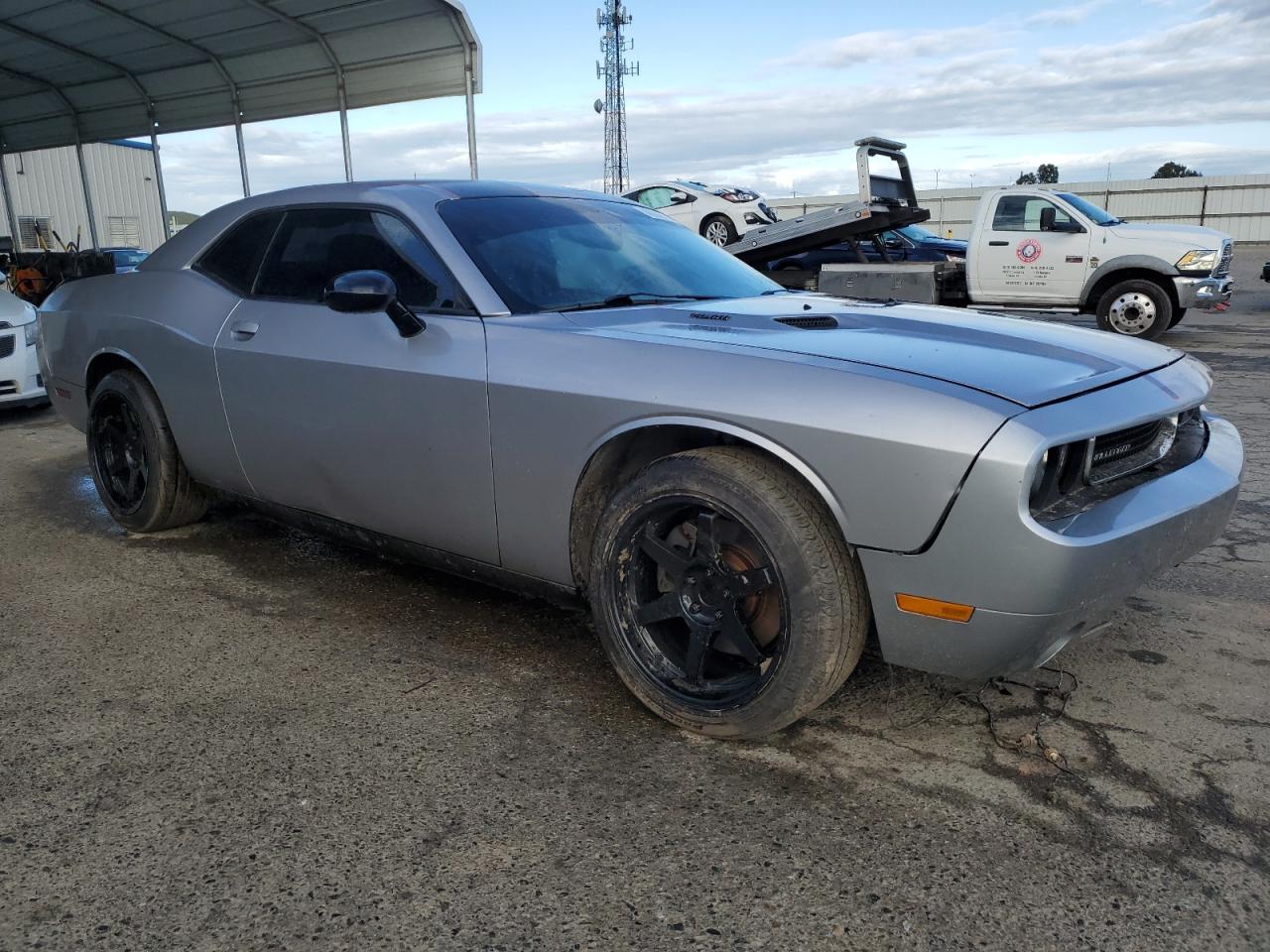 2013 Dodge Challenger - Image 4