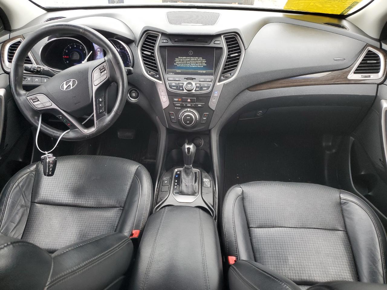 2013 Hyundai Santa Fe - Image 8