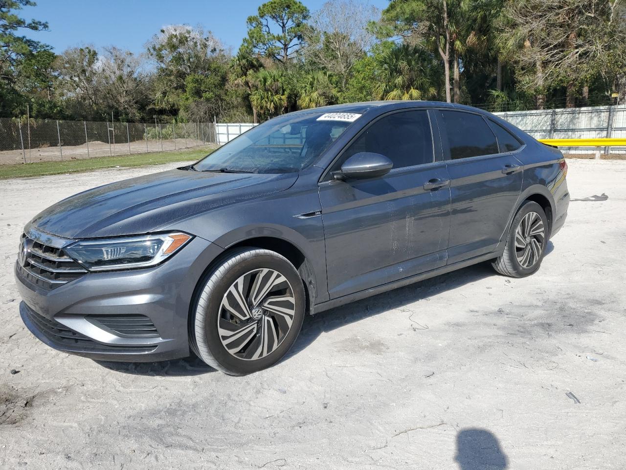 2020 Volkswagen Jetta - Image 1