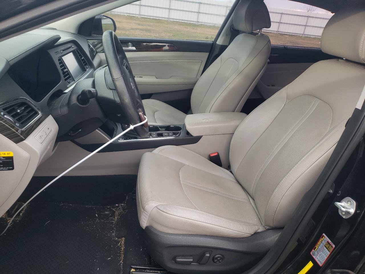 2016 Hyundai Sonata - Image 7