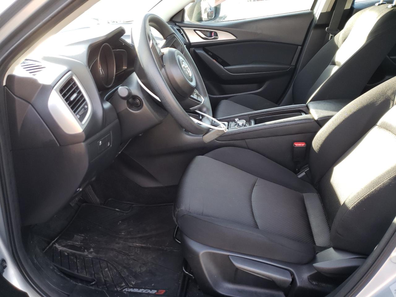 2018 Mazda 3 - Image 7