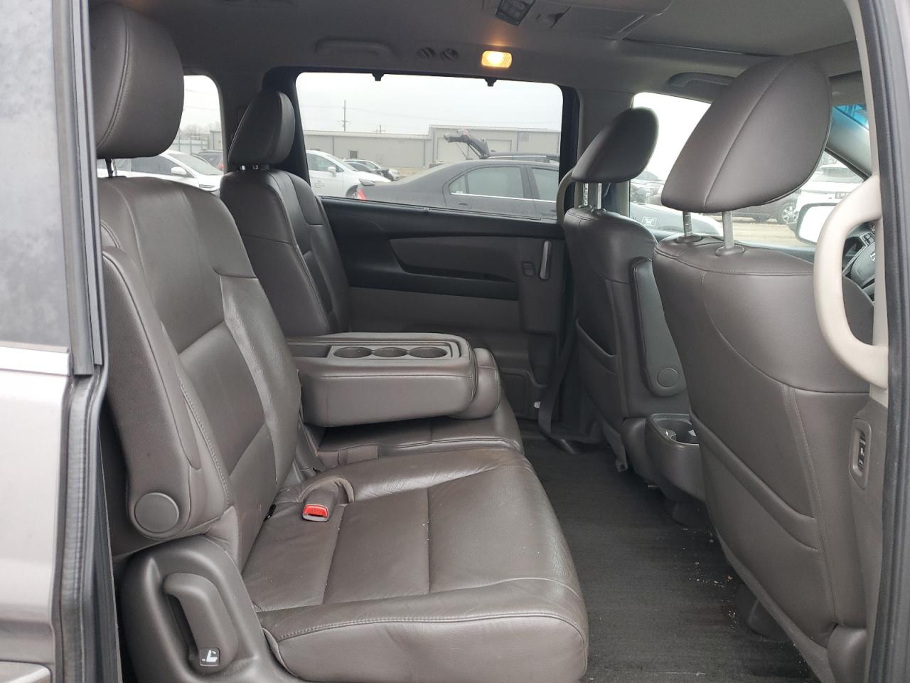 2012 Honda Odyssey - Image 11