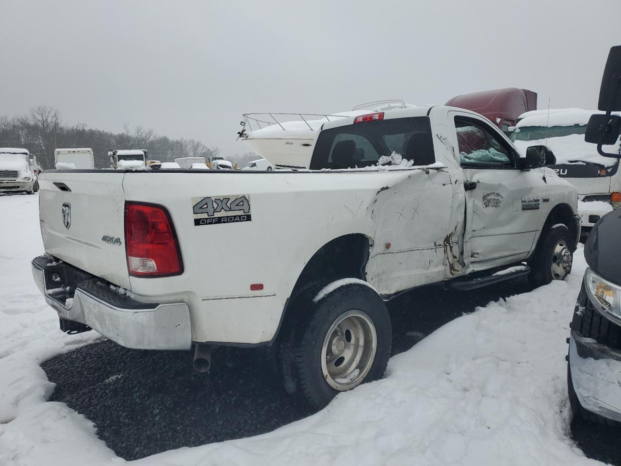 2014 RAM 3500 - Image 3
