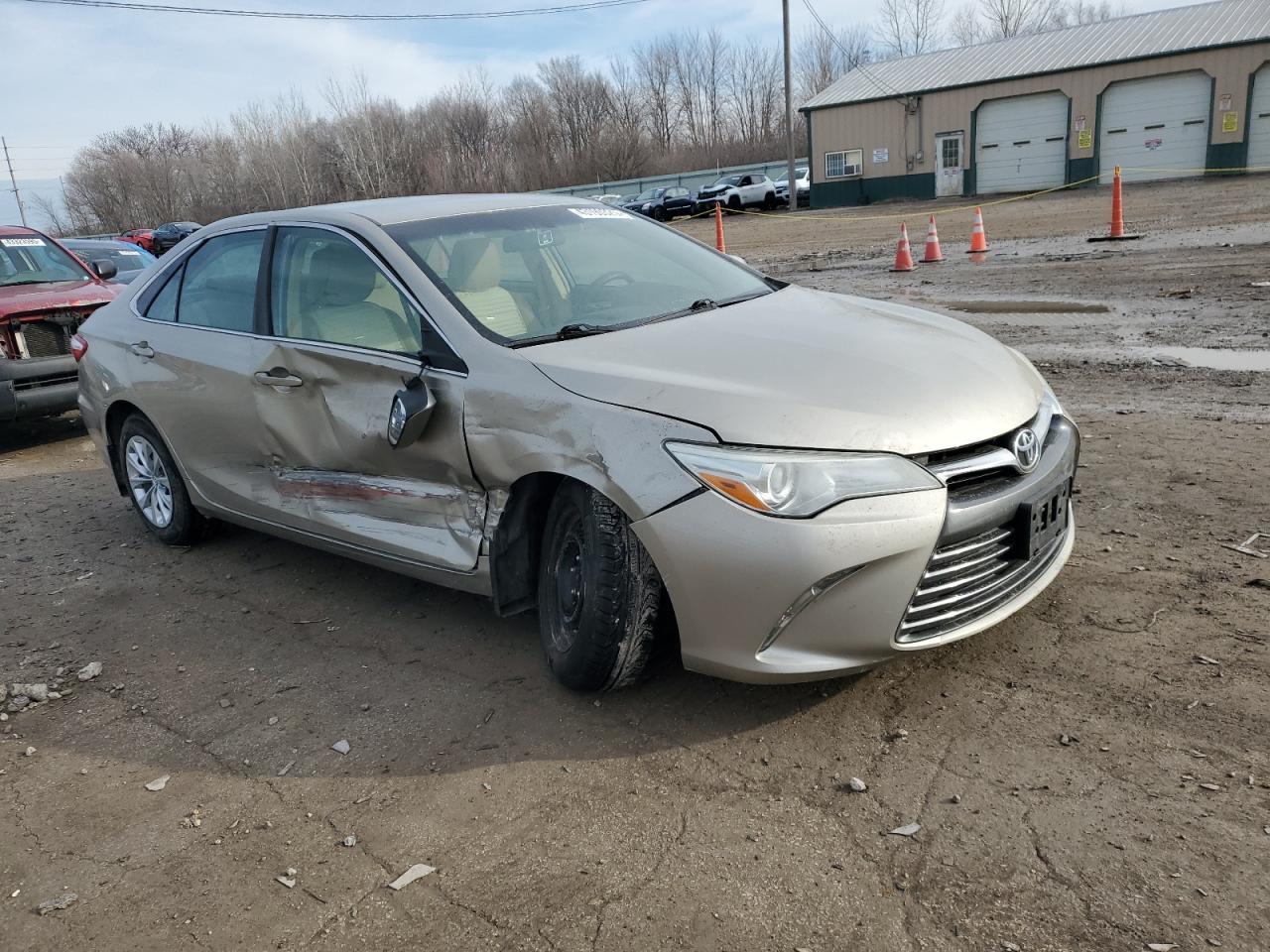 2015 Toyota Camry - Image 4