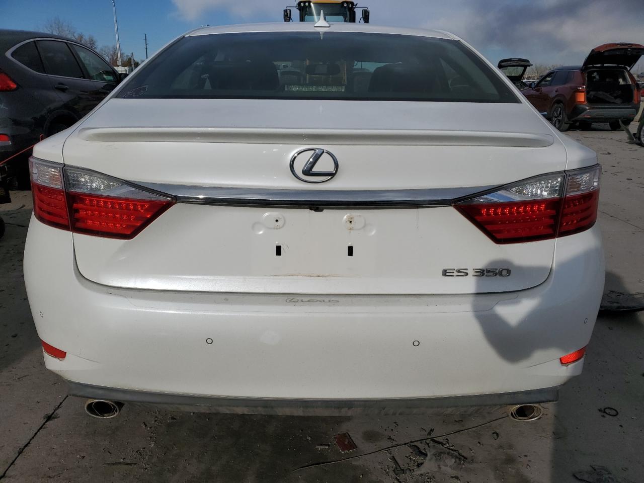 2014 Lexus ES - Image 6