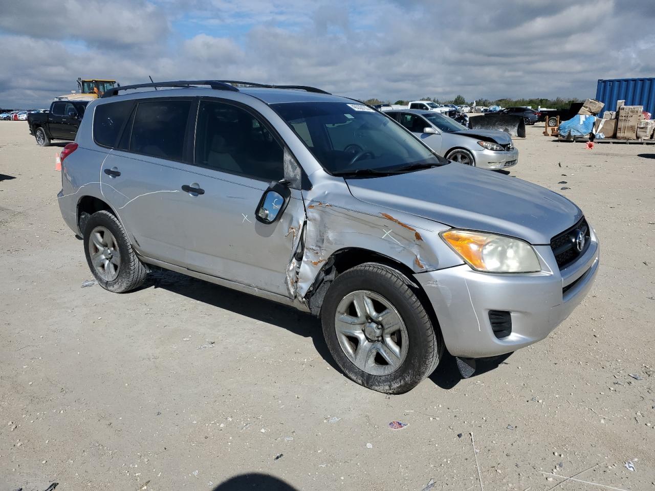 2011 Toyota RAV 4 - Image 4