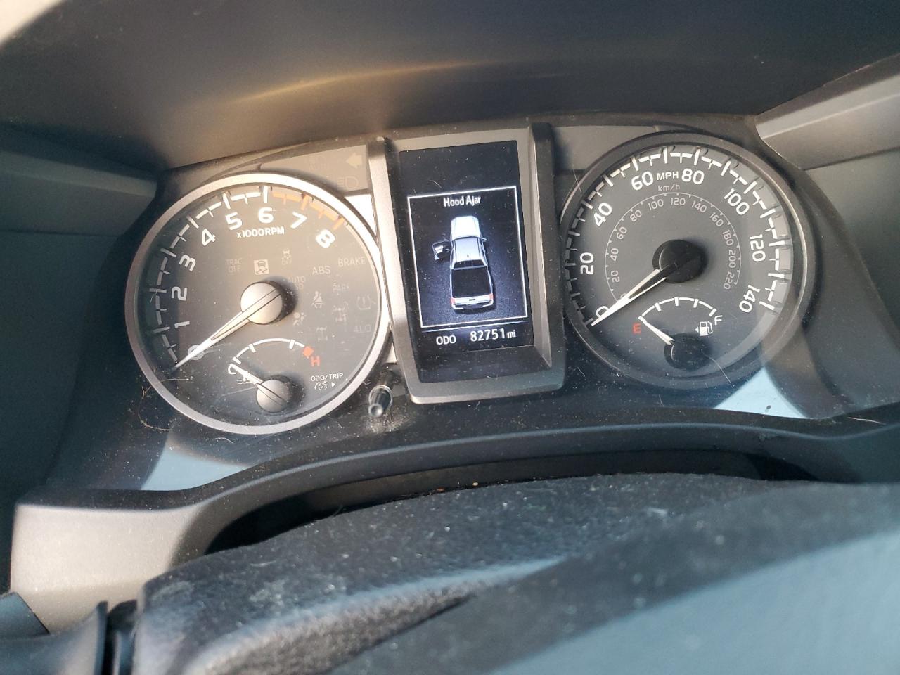2020 Toyota Tacoma - Image 9