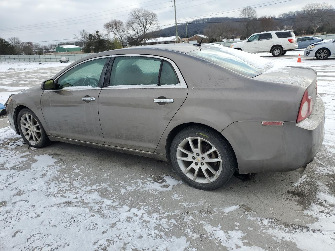 2010 Chevrolet Malibu - Image 2
