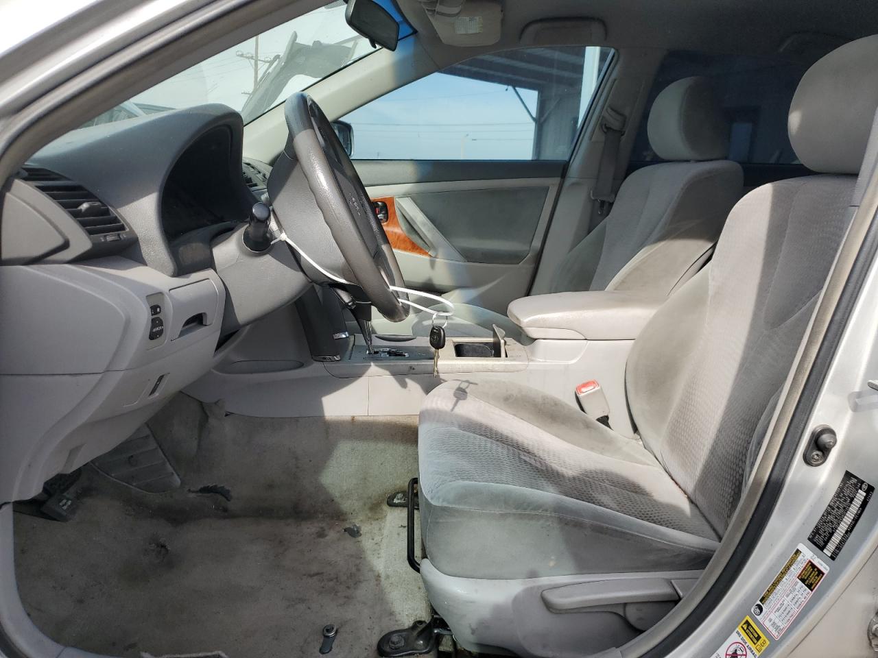2010 Toyota Camry - Image 7