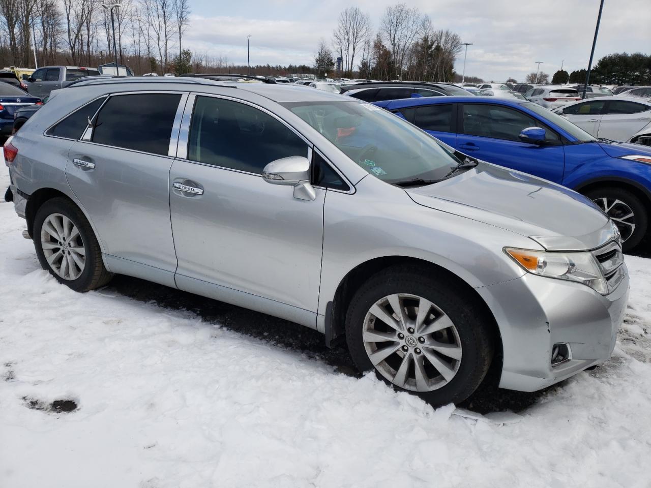 2015 Toyota Venza - Image 4