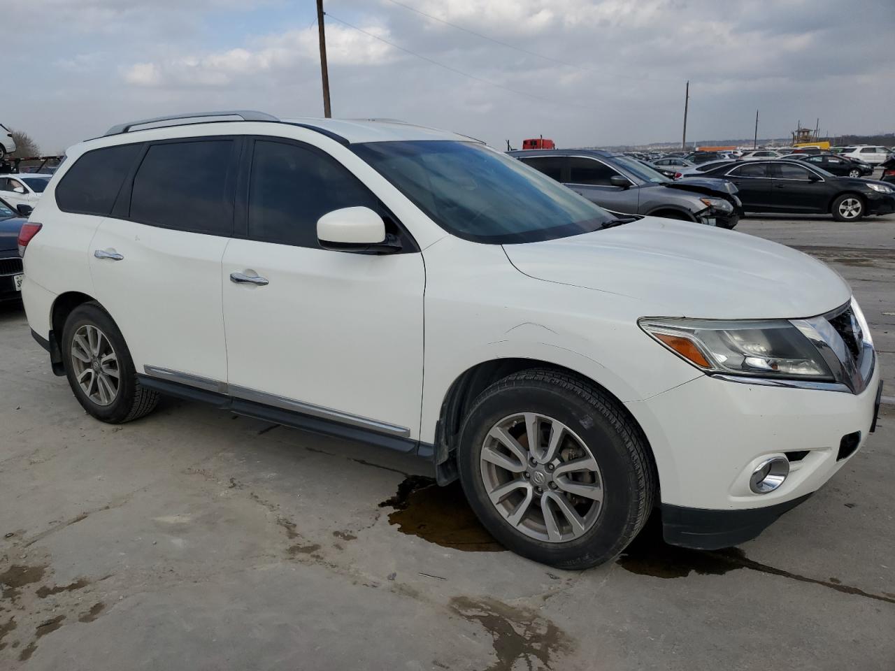 2014 Nissan Pathfinder - Image 4