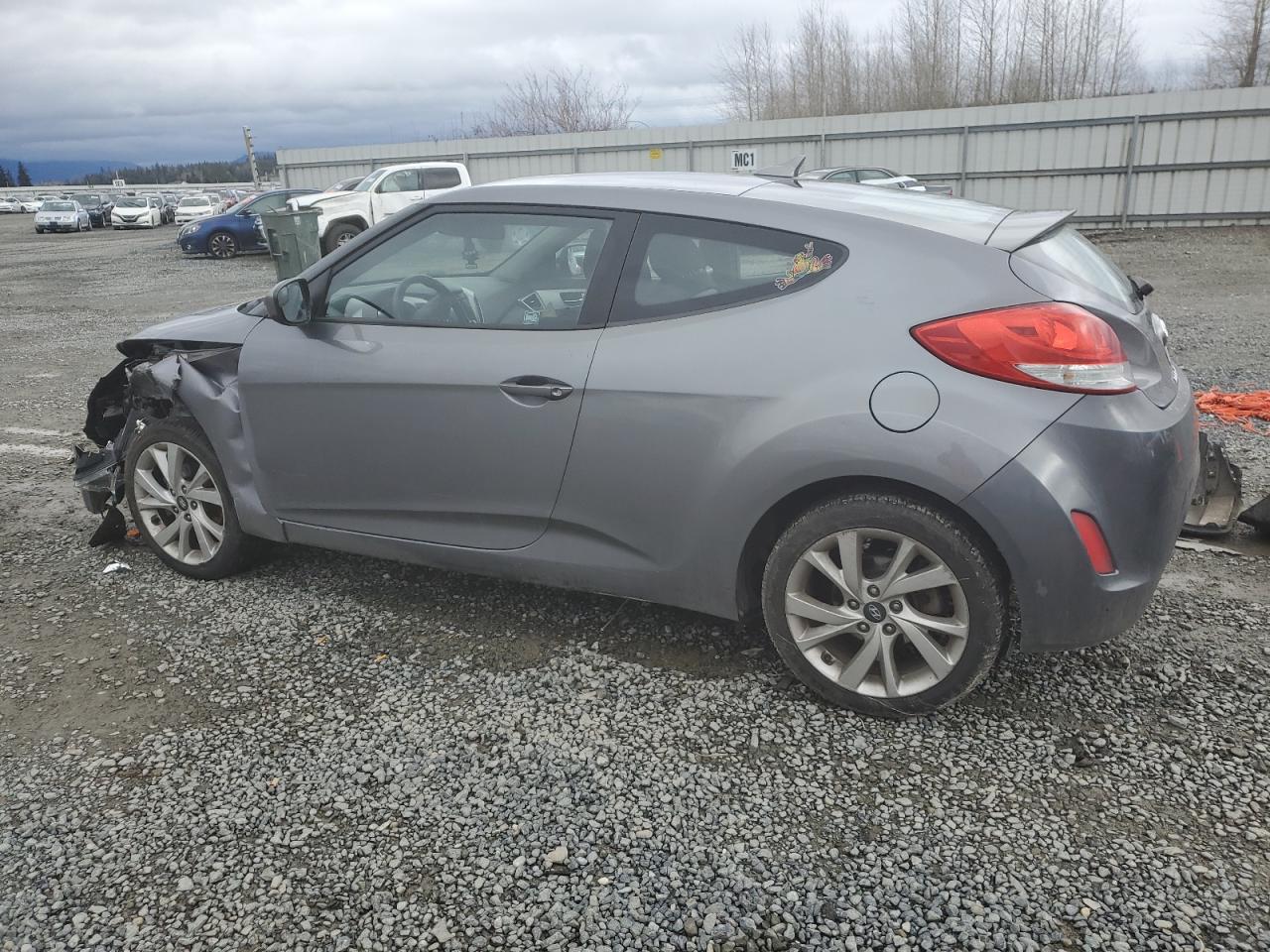 2016 Hyundai Veloster - Image 2