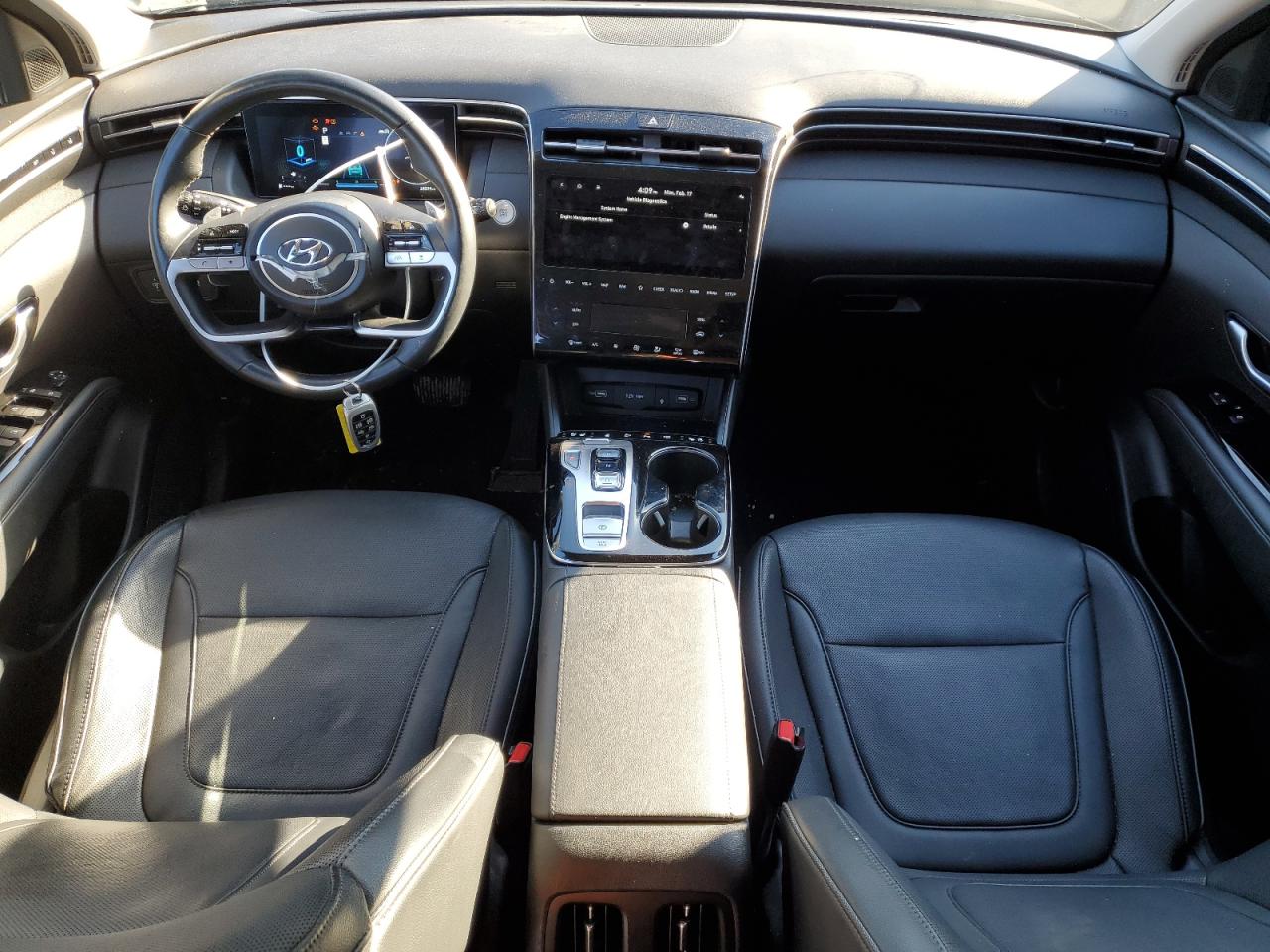 2022 Hyundai Tucson - Image 8