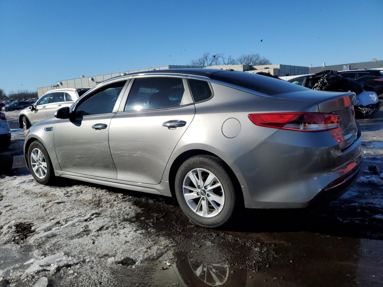 2016 Kia Optima - Image 2