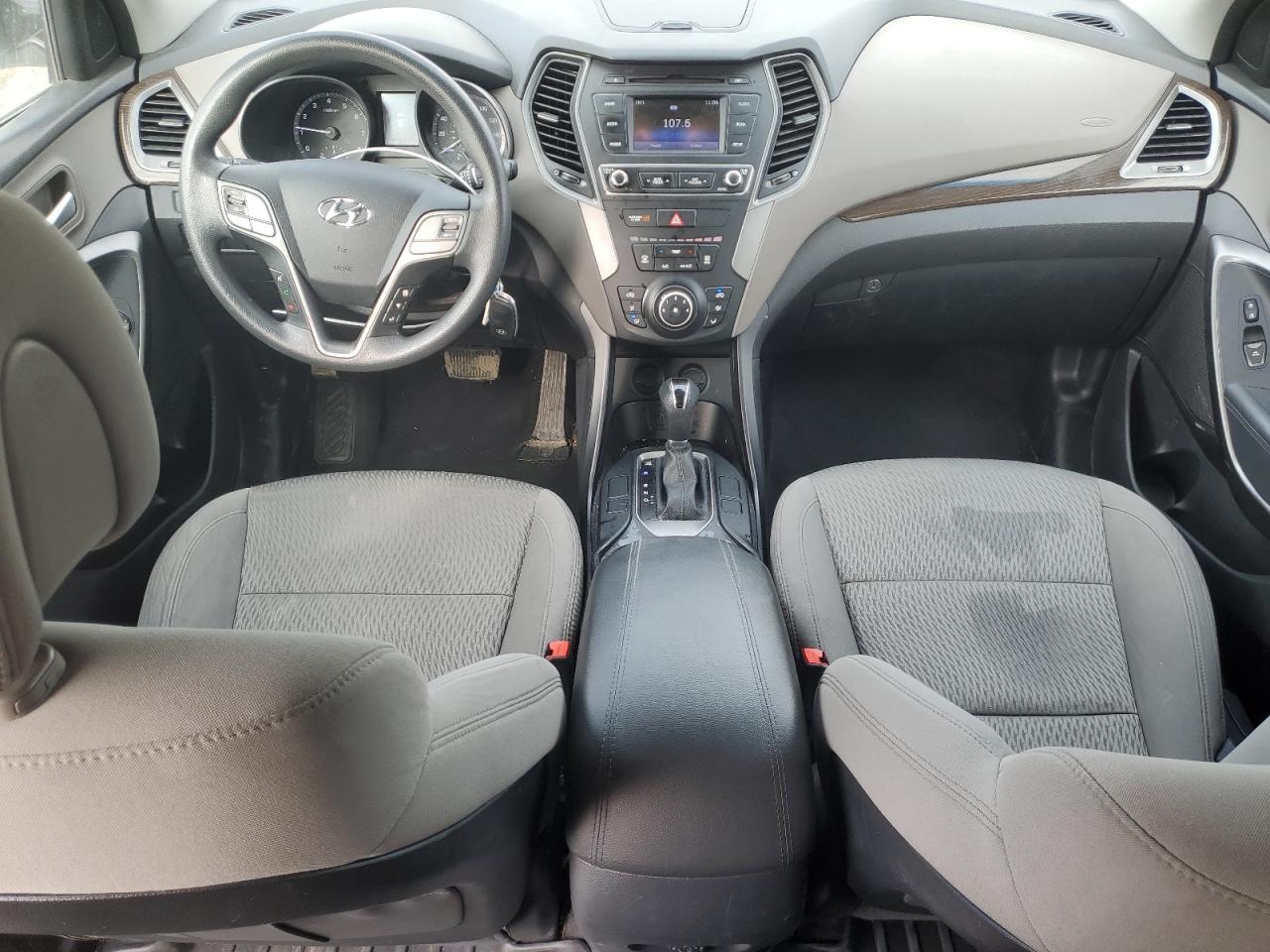 2017 Hyundai Santa Fe - Image 8