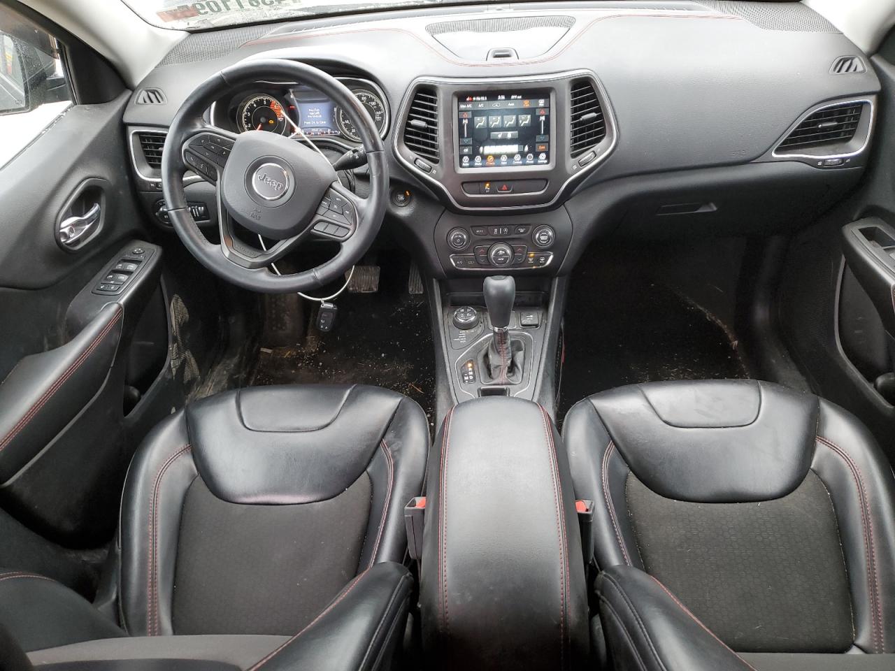 2020 Jeep Cherokee - Image 8