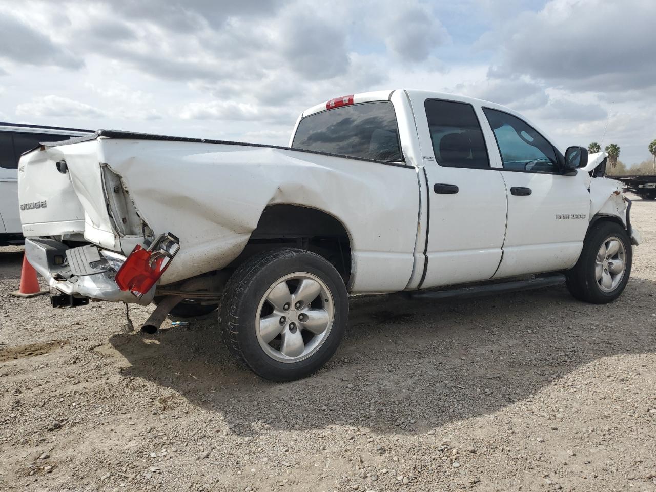 2003 Dodge RAM - Image 3