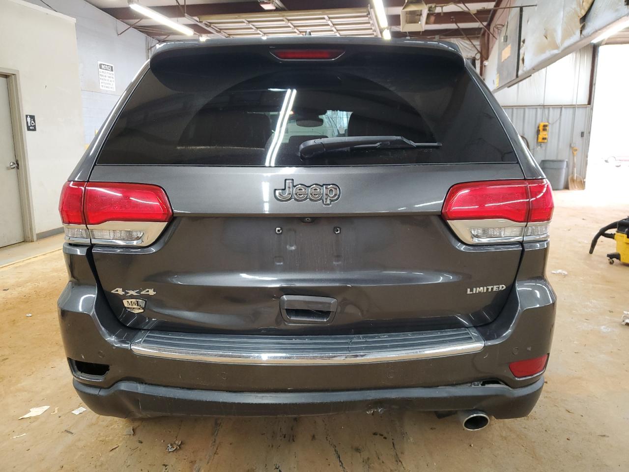 2019 Jeep Grand Cherokee - Image 6