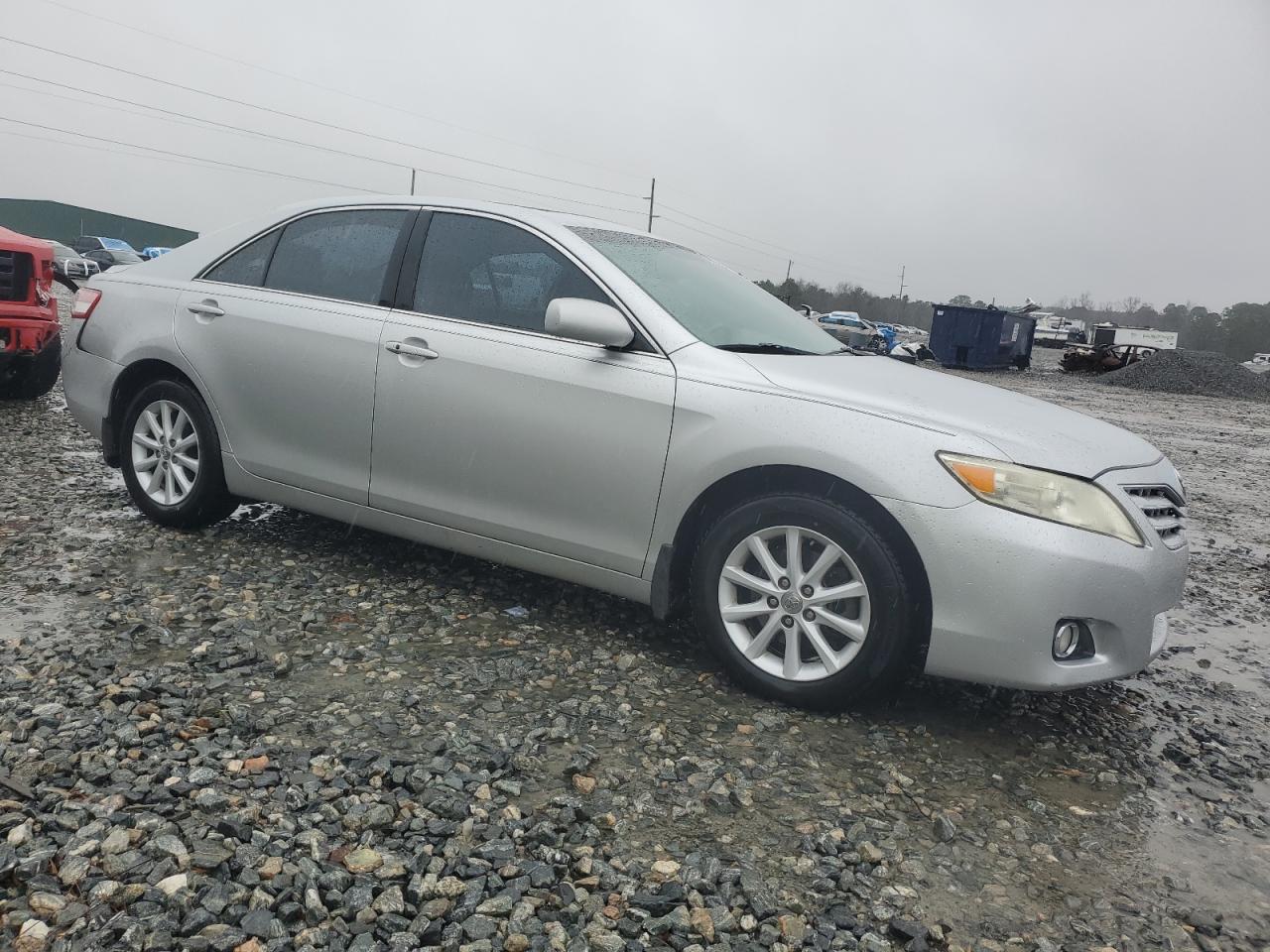 2010 Toyota Camry - Image 4