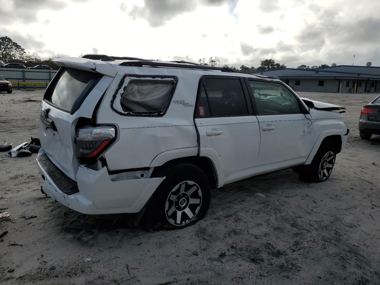 2021 Toyota 4Runner - Image 3
